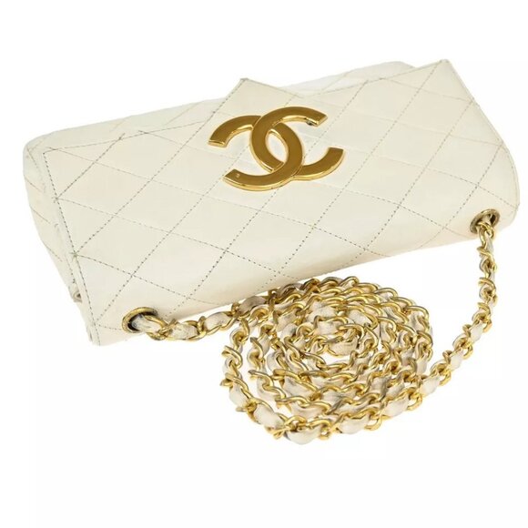 CHANEL CC Logo Matelasse Chain Shoulder Bag Leather White GHW - Picture 1 of 16